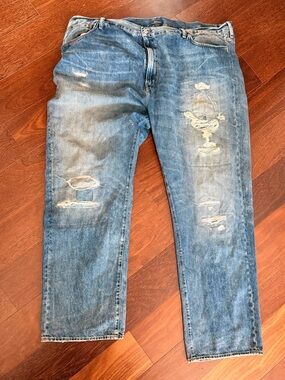 Ralph Lauren Men's Distressed Light Blue Relaxed Jeans